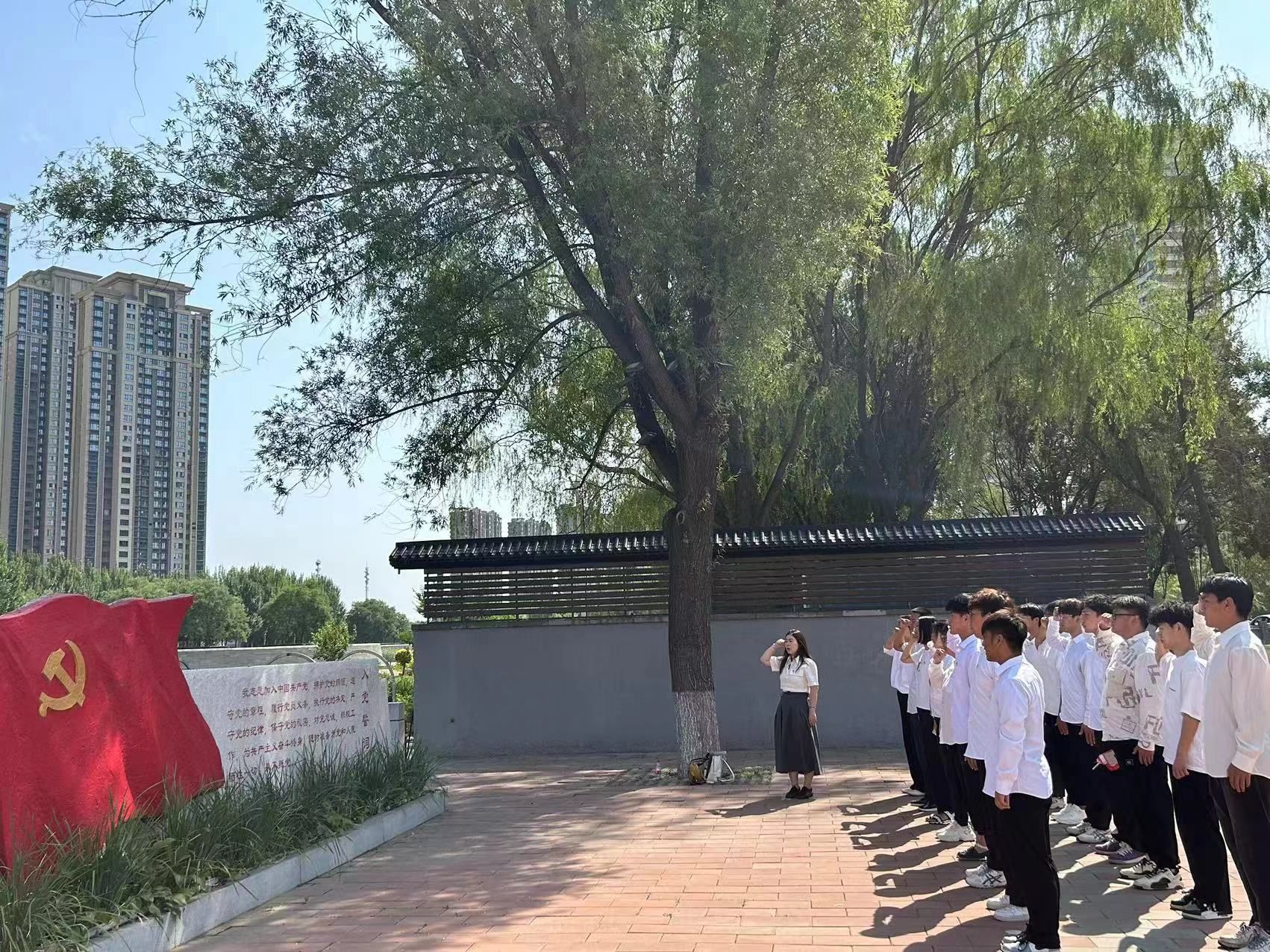 b体育官网最新版下载师生赴马来西亚城