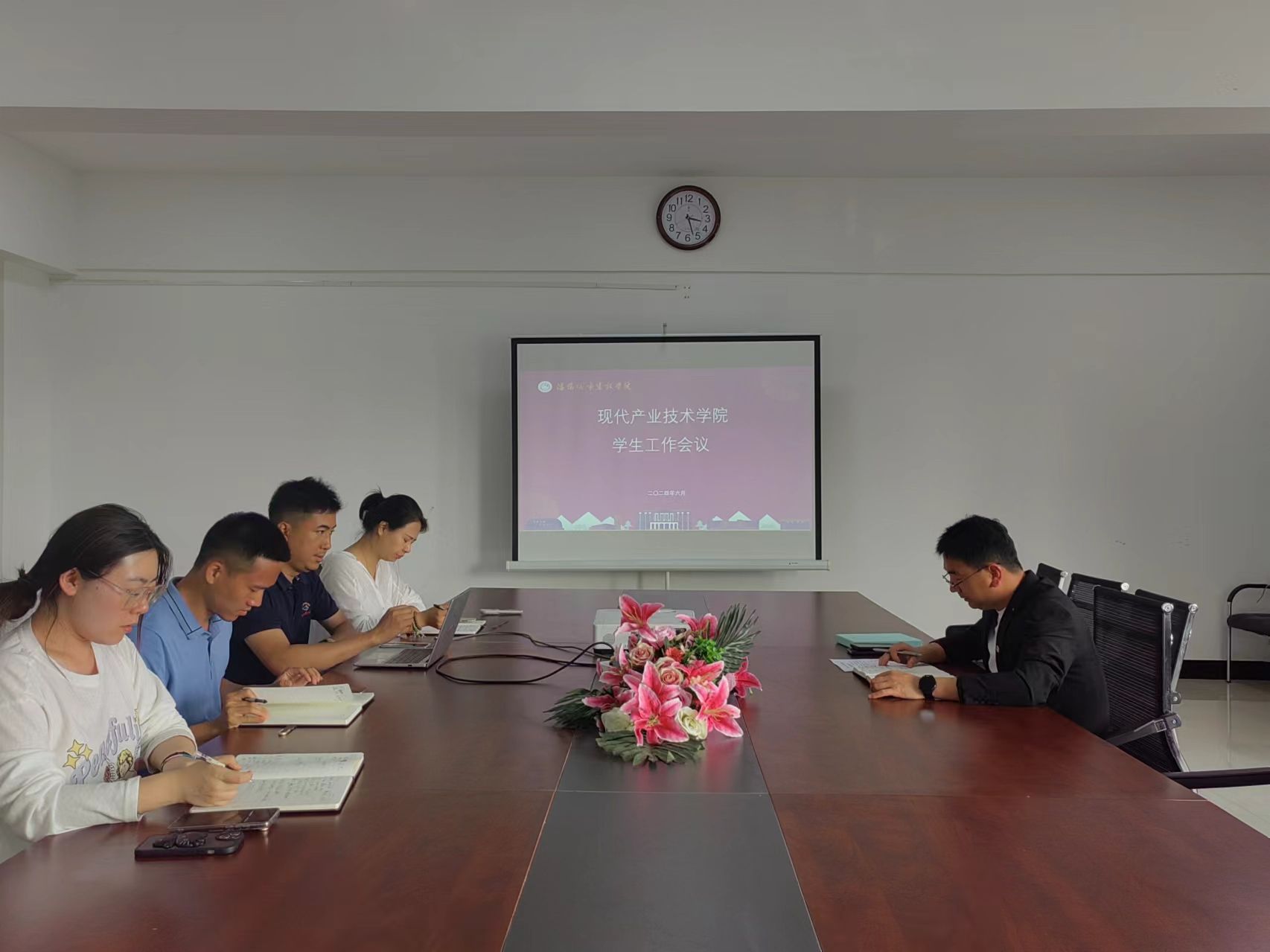信息与控制工程b体育官网最新版下载深